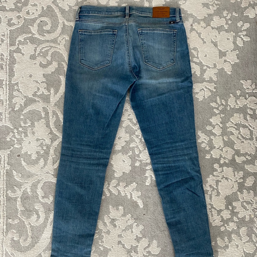 Lucky Brand Jeans - Picture 3 of 8